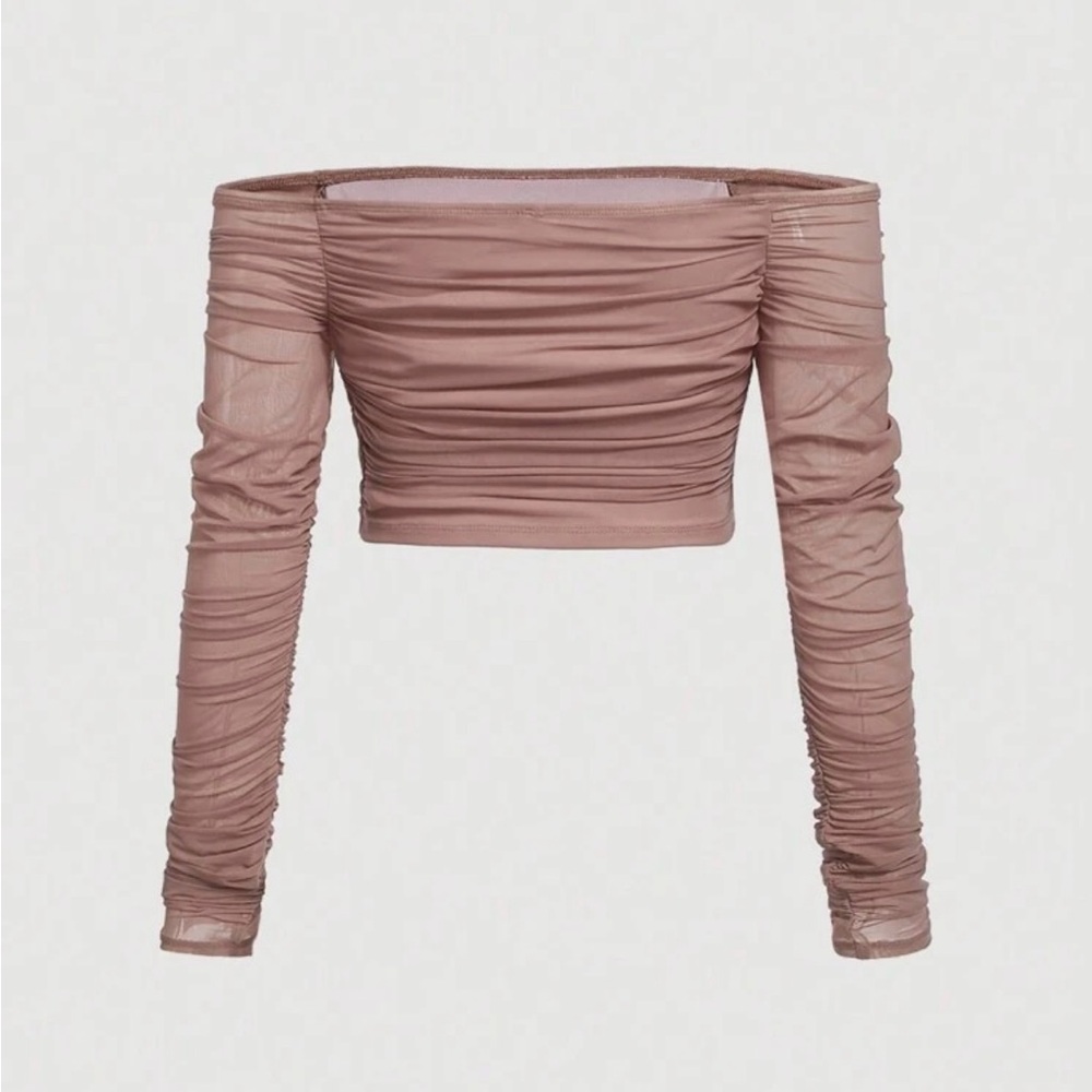 Off Shoulder Ruched Top - Picture 2 of 3